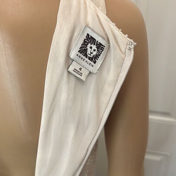 Anne Klein Dress Sz 4 V Neck Sleeveless Ivory Pleated Sheer Lined Maxi - Picture 8 of 12